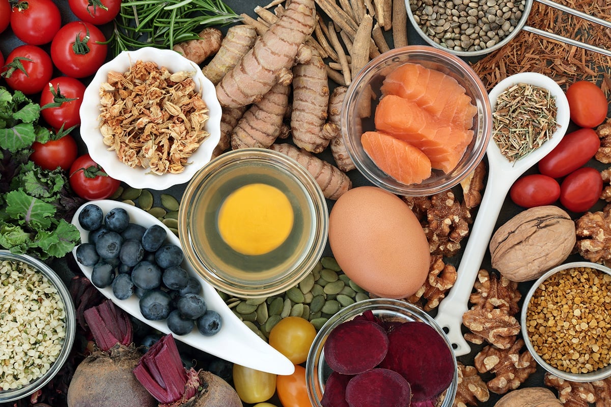 Video: 4 Brain Boosting Herbs and Nutrients