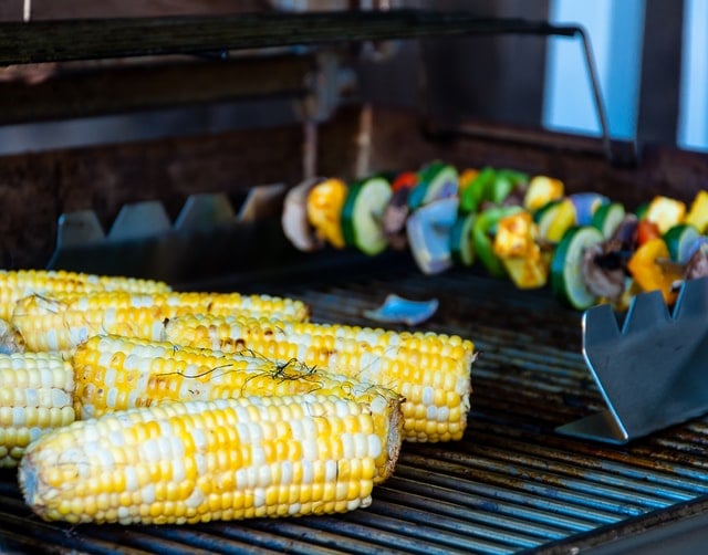 Gas vs Charcoal: Vegetables being cooked on the grill