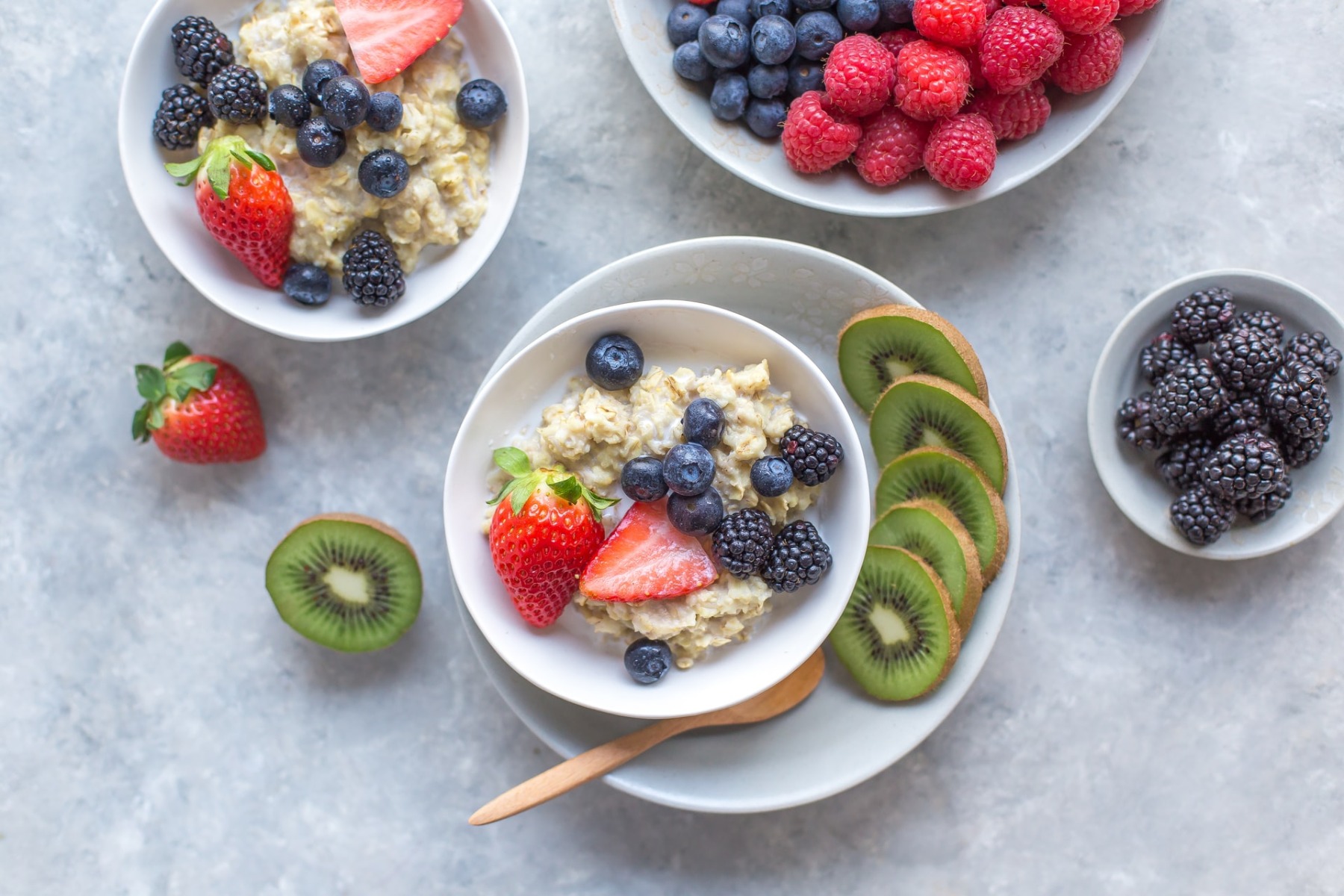 Bowls of Oatmeal full of prebiotic fiber.