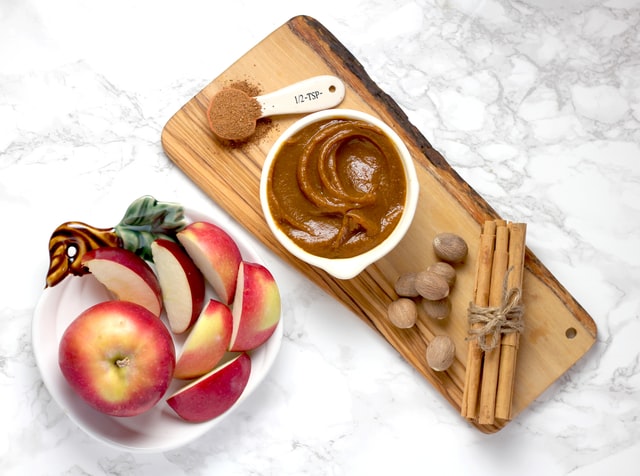 Heart healthy snacks: Apples with nut butter