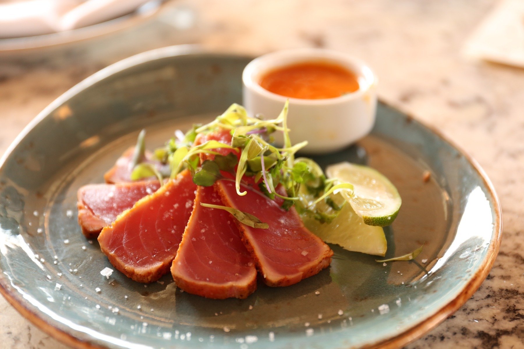 Healthy Fish to Eat: Sliced Raw Tuna